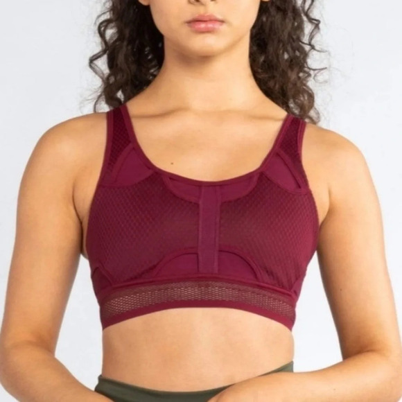 Nike Other - Nike Ultrabreathe Sports Bra Size M